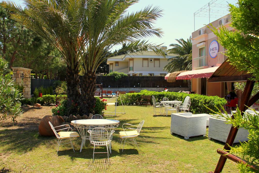 R+ Hotel By Rooms Çeşme Exteriör bild