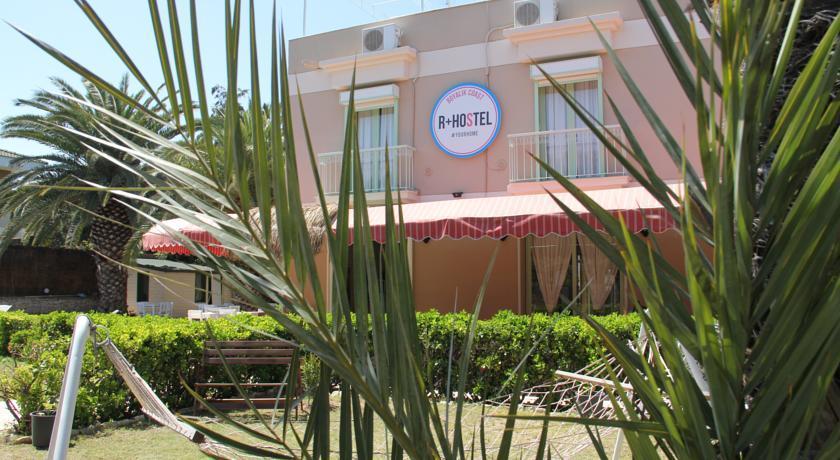 R+ Hotel By Rooms Çeşme Exteriör bild