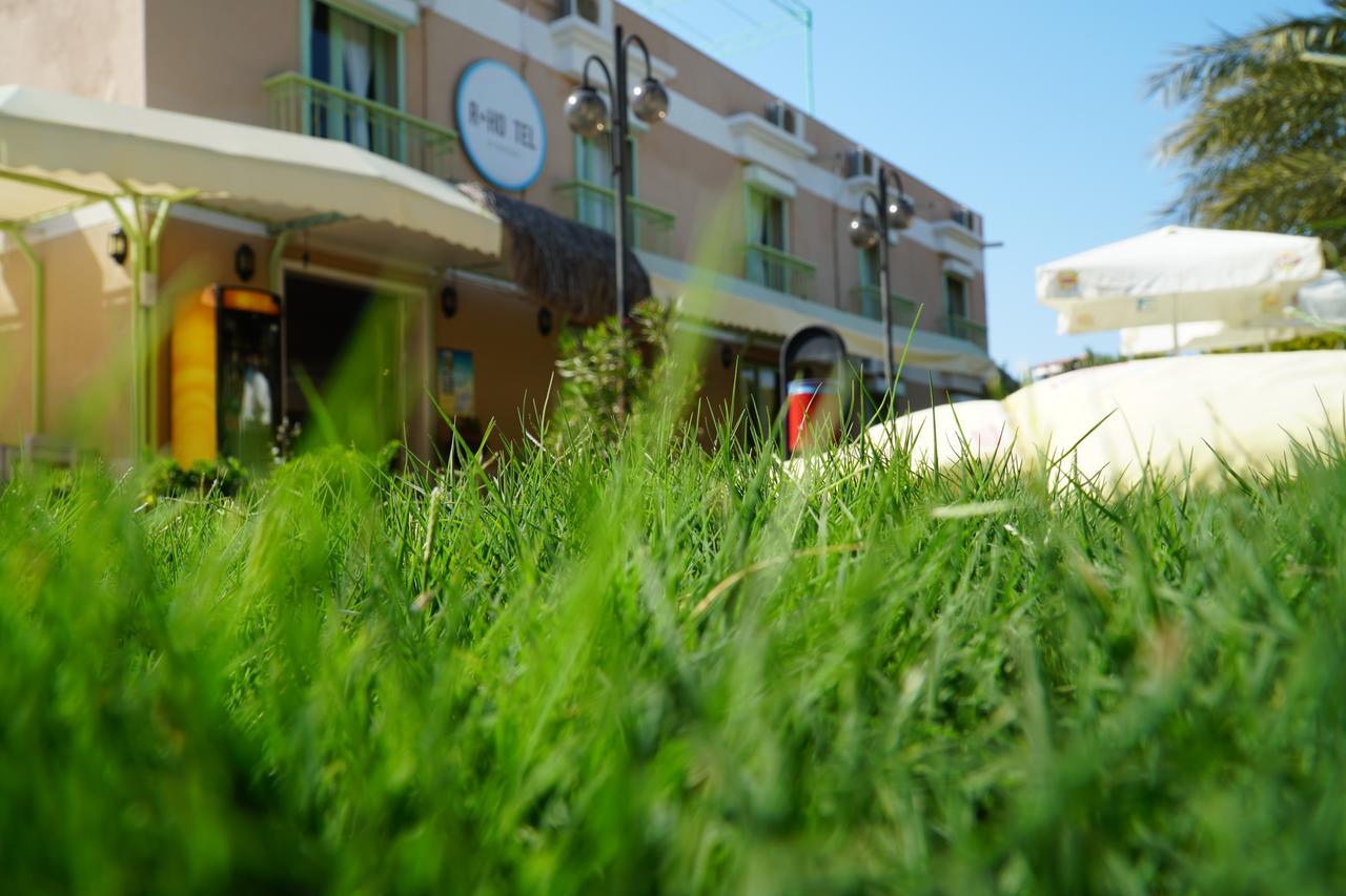 R+ Hotel By Rooms Çeşme Exteriör bild