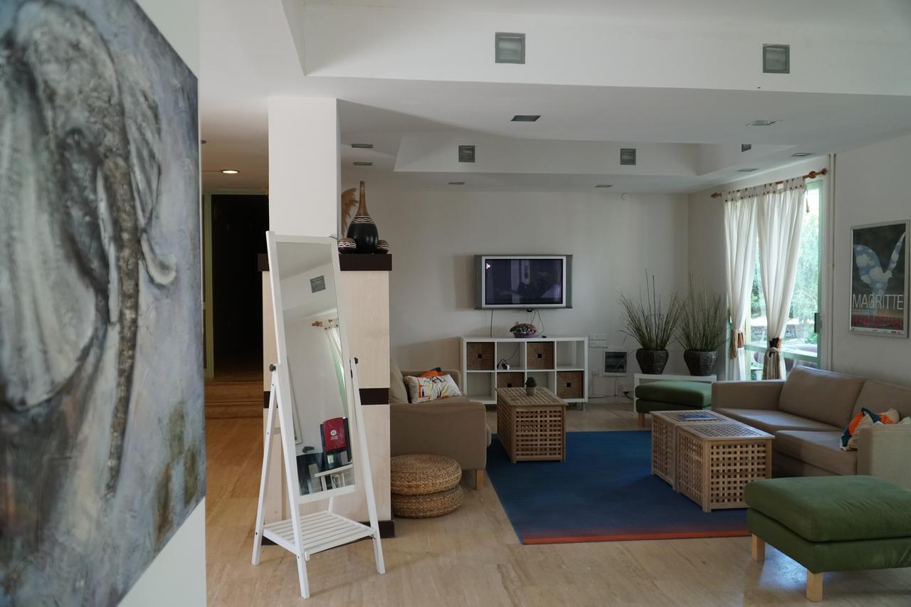 R+ Hotel By Rooms Çeşme Exteriör bild