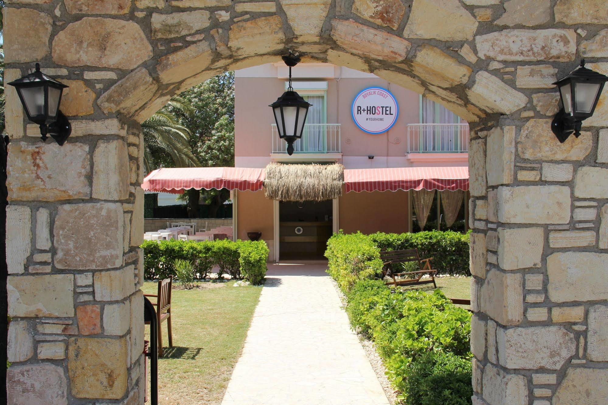 R+ Hotel By Rooms Çeşme Exteriör bild